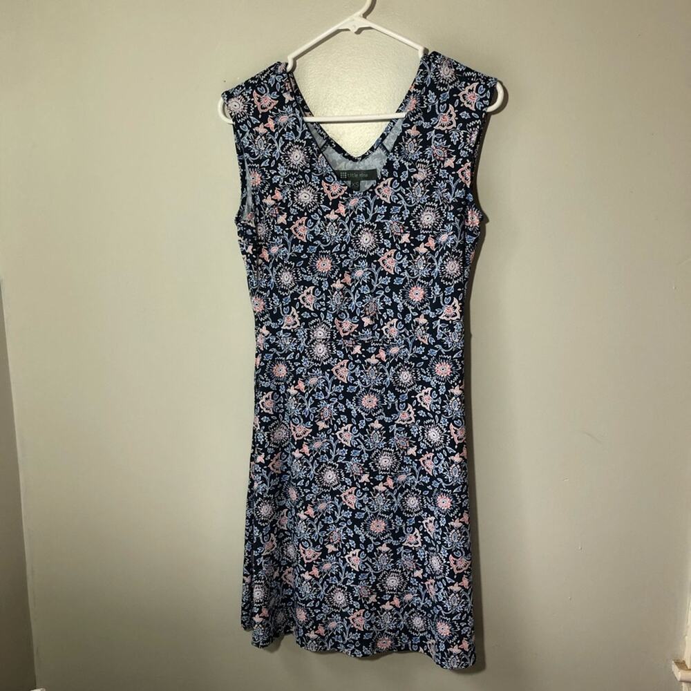 Title nine womens XS diamelete v neck tank dress knee length blue pink floral